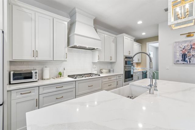 3007 W BAY COURT AVENUE, Tampa, FL 33611