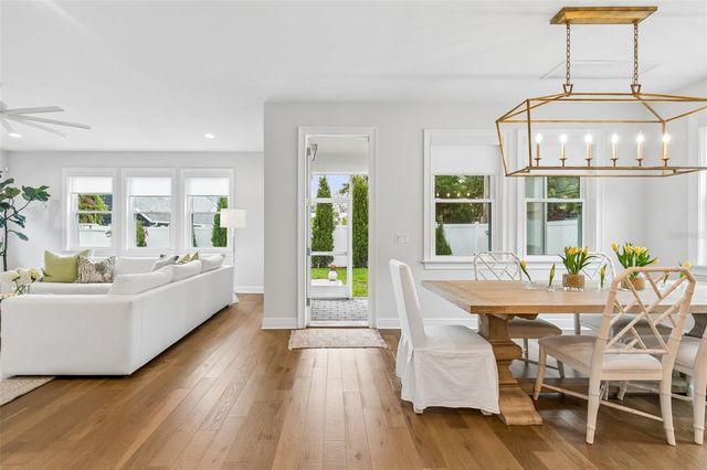 3007 W BAY COURT AVENUE, Tampa, FL 33611