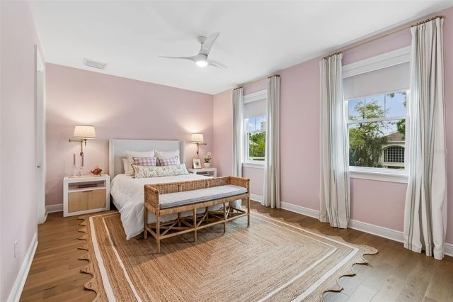 3007 W BAY COURT AVENUE, Tampa, FL 33611