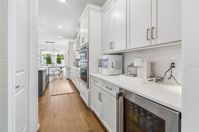 3007 W BAY COURT AVENUE, Tampa, FL 33611