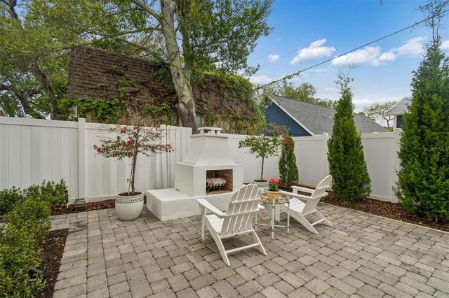 3007 W BAY COURT AVENUE, Tampa, FL 33611