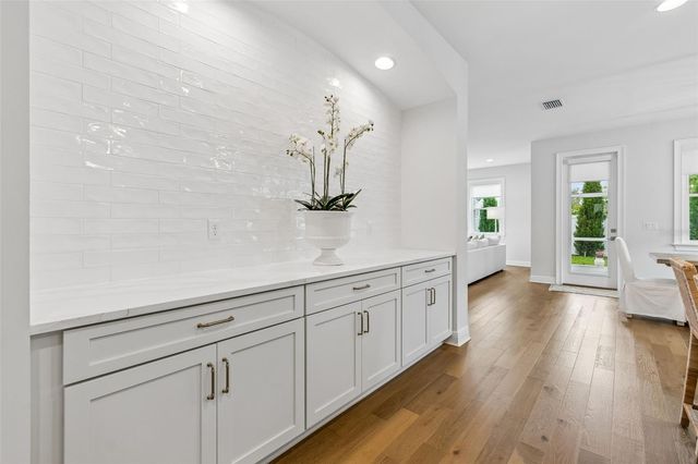 3007 W BAY COURT AVENUE, Tampa, FL 33611