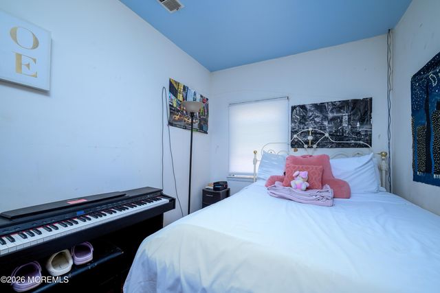 21 2nd Avenue 2, Long Branch, NJ 07740
