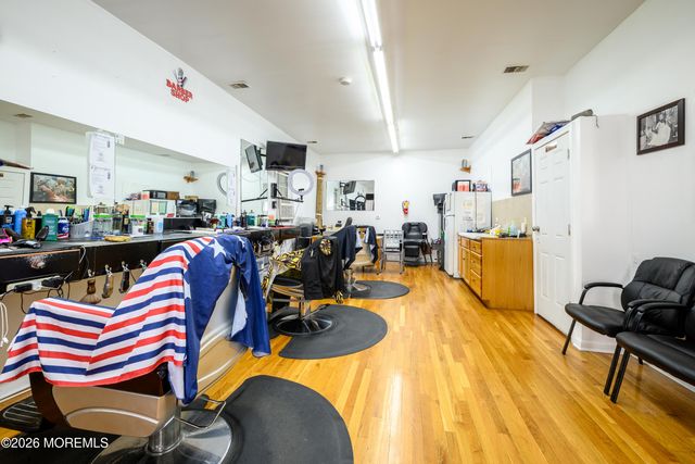 21 2nd Avenue 2, Long Branch, NJ 07740