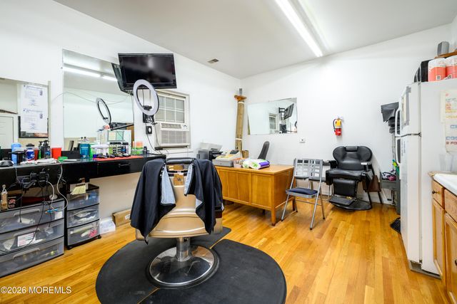21 2nd Avenue 2, Long Branch, NJ 07740