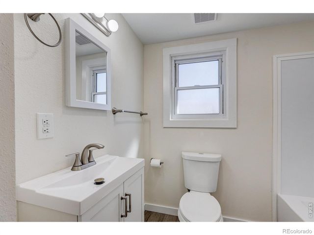 655 Albany Avenue, Loveland, CO 80537