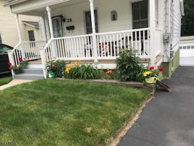 28 Clinton St, Newton Town, NJ 07860