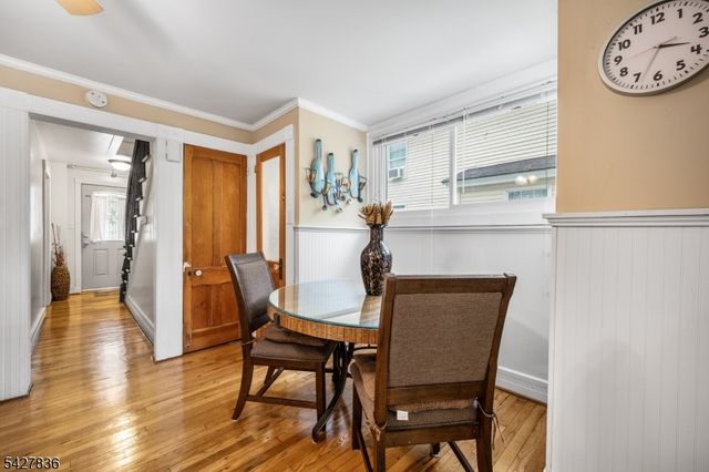 28 Clinton St, Newton Town, NJ 07860