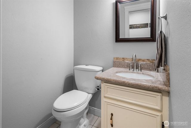 2509 Manorwood Drive, Puyallup, WA 98374