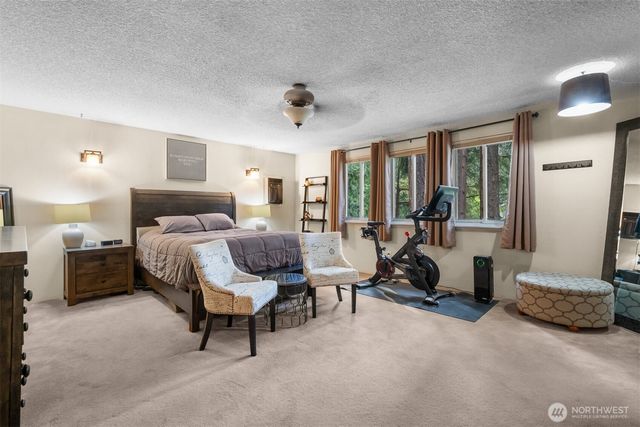 2509 Manorwood Drive, Puyallup, WA 98374
