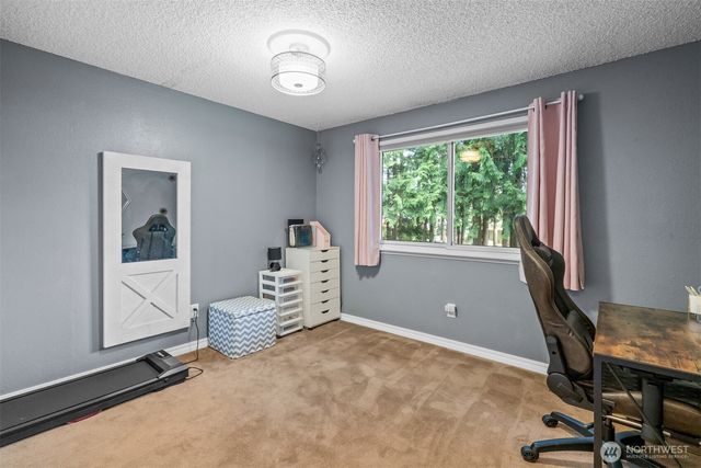 2509 Manorwood Drive, Puyallup, WA 98374
