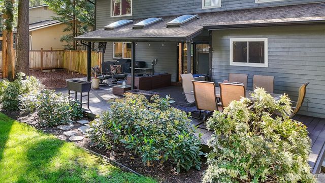 2509 Manorwood Drive, Puyallup, WA 98374