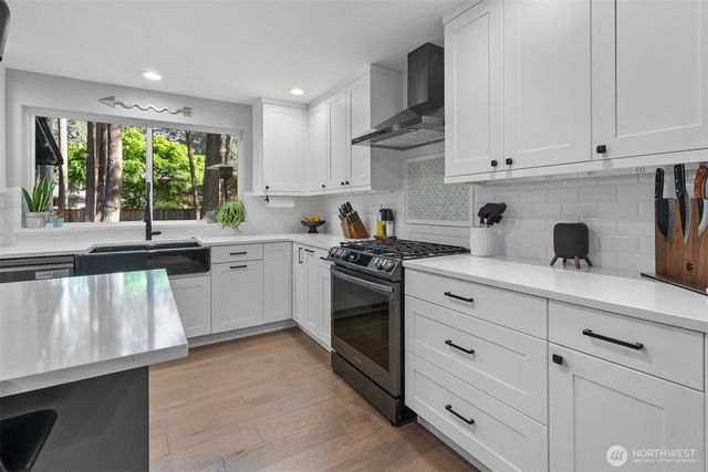 2509 Manorwood Drive, Puyallup, WA 98374