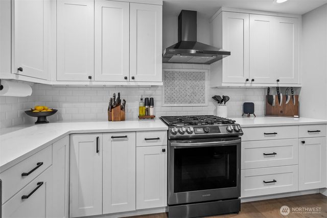 2509 Manorwood Drive, Puyallup, WA 98374