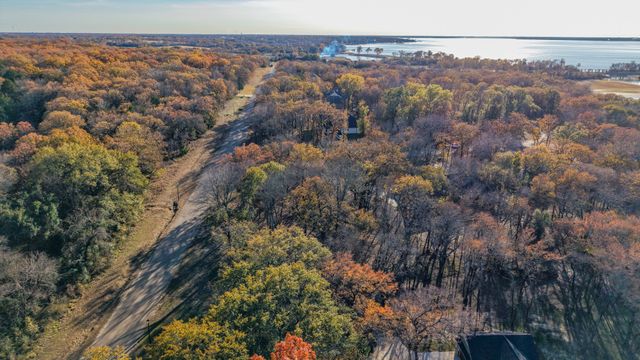 126 Lakeview Trail, Mabank, TX 75147