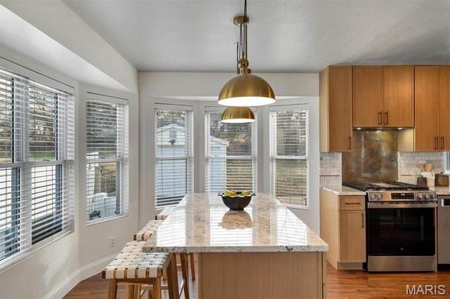 9920 Solar Lane, Green Park, MO 63123