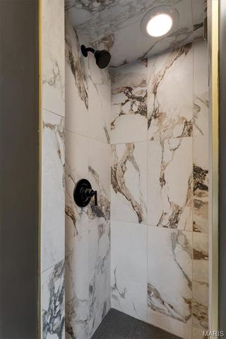 9920 Solar Lane, Green Park, MO 63123