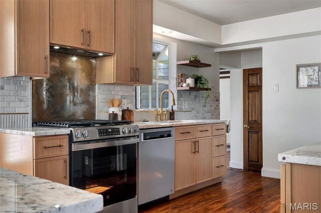 9920 Solar Lane, Green Park, MO 63123