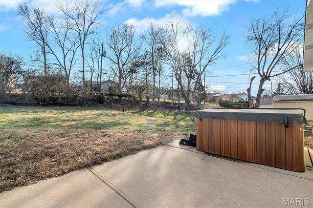 9920 Solar Lane, Green Park, MO 63123