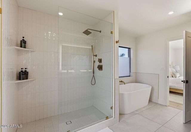 6516 N 43RD Place, Paradise Valley, AZ 85253