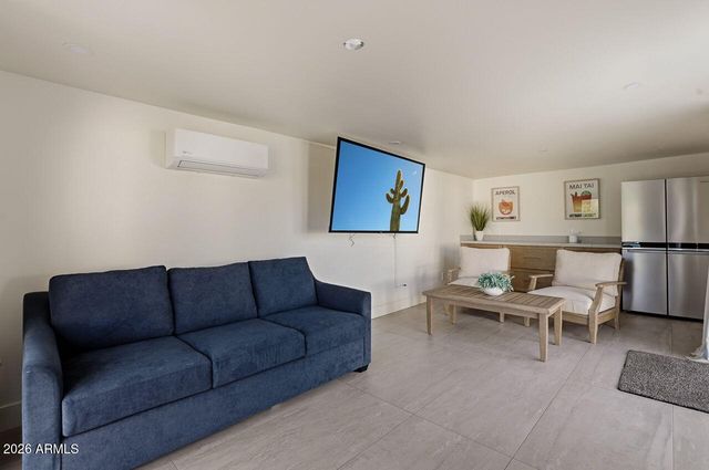 6516 N 43RD Place, Paradise Valley, AZ 85253