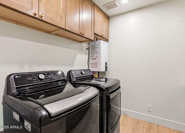 6516 N 43RD Place, Paradise Valley, AZ 85253