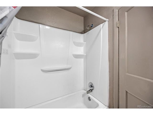 801 Hooker St, Denver, CO 80204