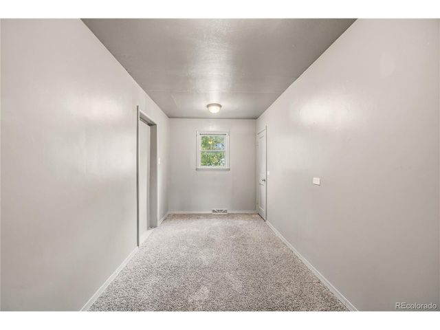 801 Hooker St, Denver, CO 80204