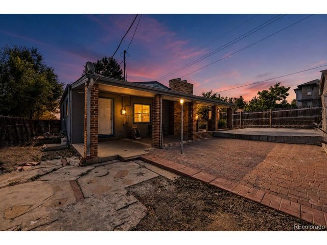 801 Hooker St, Denver, CO 80204