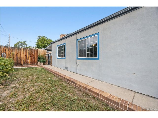 801 Hooker St, Denver, CO 80204