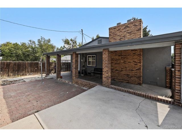801 Hooker St, Denver, CO 80204