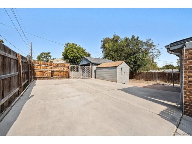 801 Hooker St, Denver, CO 80204