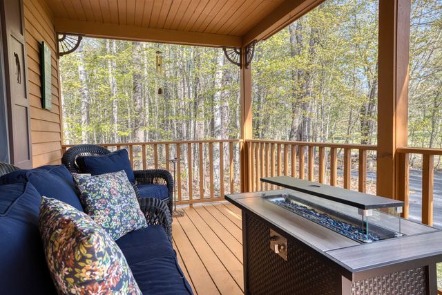 47 Captain Lovewell Lane, Ossipee, NH 03814
