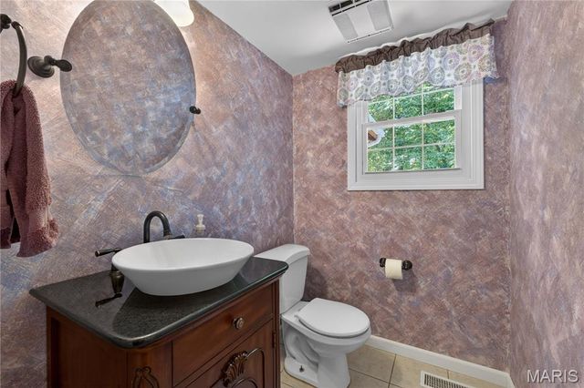 5311 Hamlin Court, Mehlville, MO 63128