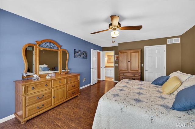 5311 Hamlin Court, Mehlville, MO 63128