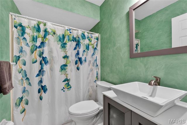 5311 Hamlin Court, Mehlville, MO 63128
