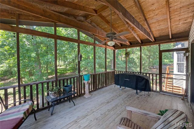 5311 Hamlin Court, Mehlville, MO 63128