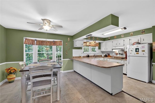 5311 Hamlin Court, Mehlville, MO 63128