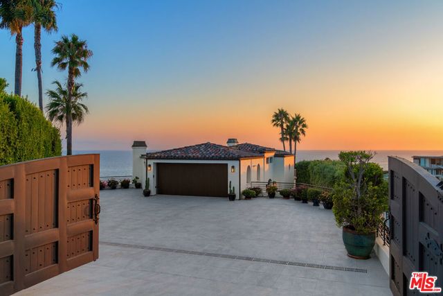 32804 Pacific Coast Highway, Malibu, CA 90265