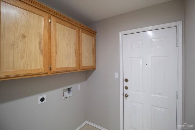 8227 N 25th Lane, Mcallen, TX 78504