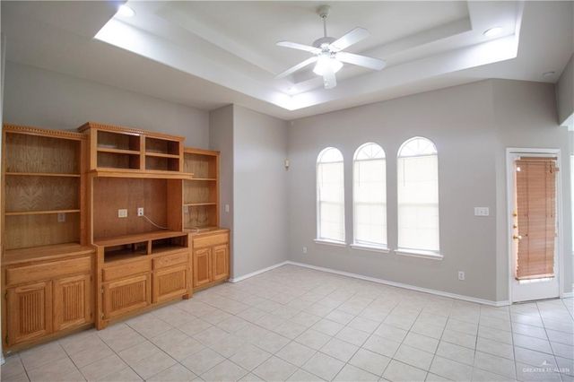 8227 N 25th Lane, Mcallen, TX 78504