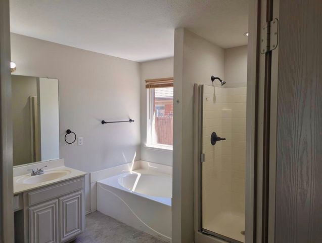 8541 Western Meadows Drive, Fort Worth, TX 76244