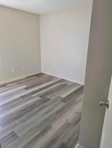 8541 Western Meadows Drive, Fort Worth, TX 76244