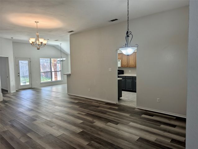 8541 Western Meadows Drive, Fort Worth, TX 76244