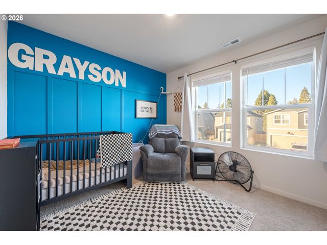 2985 W St, Springfield, OR 97477