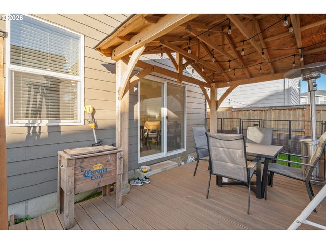 2985 W St, Springfield, OR 97477