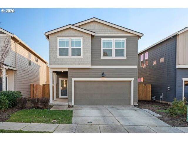 2985 W St, Springfield, OR 97477