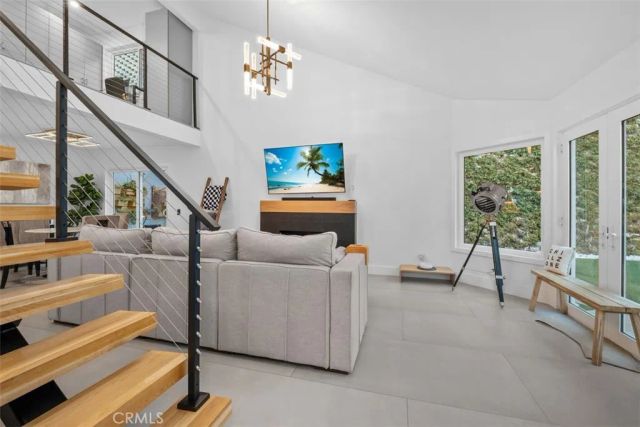 24 La Costa ct., Laguna Beach, CA 92651