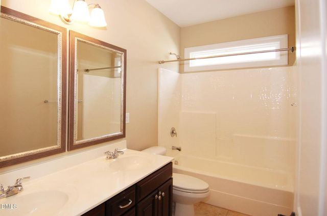 4832 Millens Bay Court, Apex, NC 27539