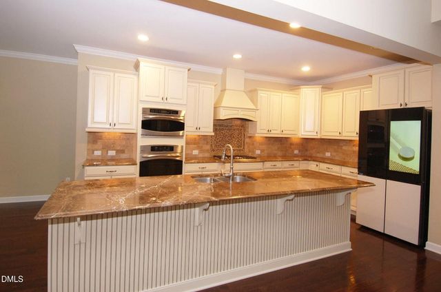 4832 Millens Bay Court, Apex, NC 27539